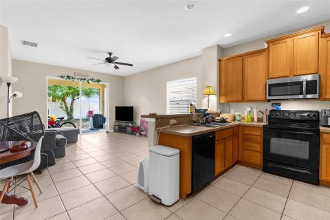 House in Spring Hill, Florida 4 bedrooms, 173.91 sq.m. № 1680969 - photo 7