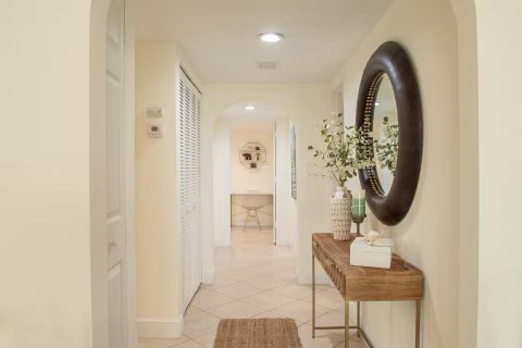 Appartement à louer à Lantana, Floride: 4 chambres, 137.5 m2 № 2390223 - photo 15