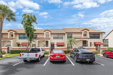 Condo in Deerfield Beach, Florida, 2 bedrooms  № 2185571 - photo 5