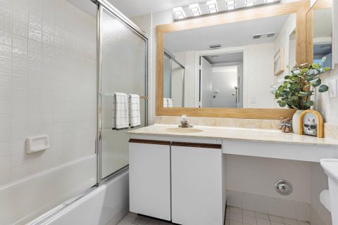 Condo in Deerfield Beach, Florida, 2 bedrooms  № 2185571 - photo 26