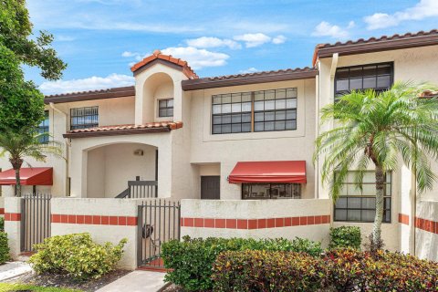 Condo in Deerfield Beach, Florida, 2 bedrooms  № 2185571 - photo 6