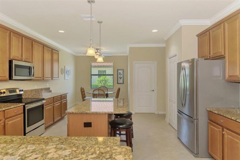 House in Venice, Florida 4 bedrooms, 209.4 sq.m. № 1801602 - photo 27