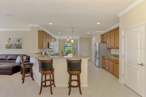 House in Venice, Florida 4 bedrooms, 209.4 sq.m. № 1801602 - photo 25