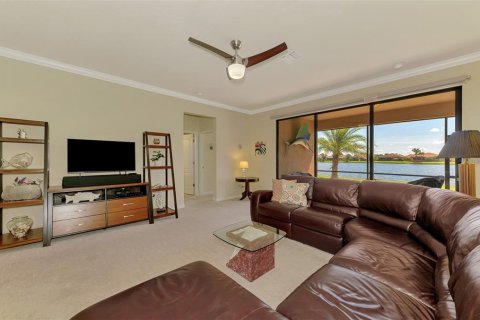 House in Venice, Florida 4 bedrooms, 209.4 sq.m. № 1801602 - photo 16