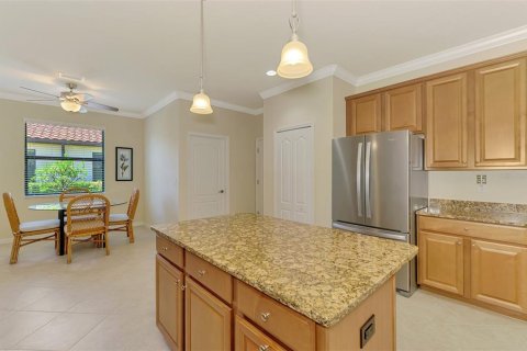 House in Venice, Florida 4 bedrooms, 209.4 sq.m. № 1801602 - photo 29