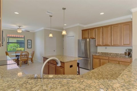 House in Venice, Florida 4 bedrooms, 209.4 sq.m. № 1801602 - photo 26
