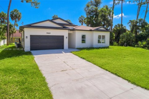 Casa en North Port, Florida 3 dormitorios № 2335391