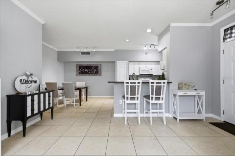 Condo in Tampa, Florida, 2 bedrooms  № 2200847 - photo 12