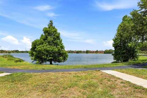 Condo in Tampa, Florida, 2 bedrooms  № 2200847 - photo 7