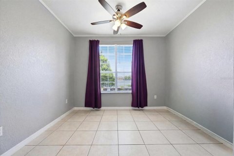 Condo in Tampa, Florida, 2 bedrooms  № 2200847 - photo 23