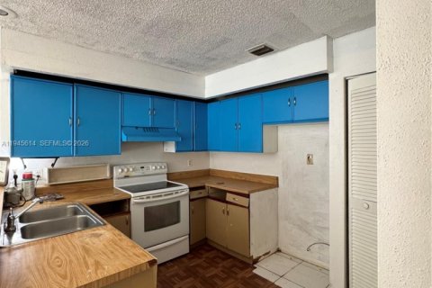 Купить таунхаус в Норт-Лодердейл, Флорида 3 спальни, 124.12м2, № 2008065 - фото 4