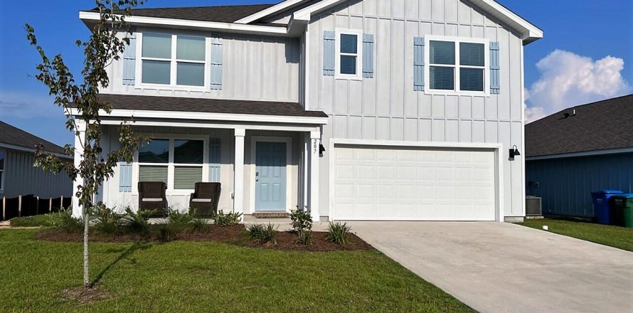 House in Laurel Hill, Florida 5 bedrooms, 240.9 sq.m. № 561547