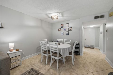 Copropriété à vendre à Seminole, Floride: 1 chambre, 65.03 m2 № 2148753 - photo 12