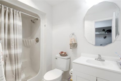 Condo in Palm Coast, Florida, 2 bedrooms № 2218867 - photo 13