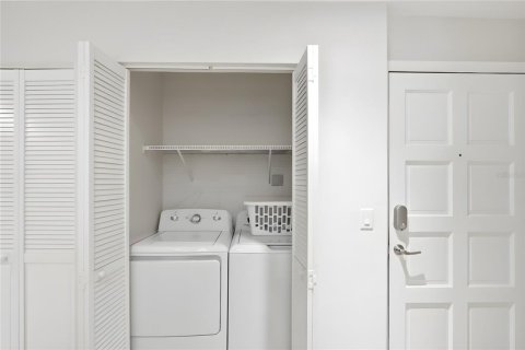 Condo in Palm Coast, Florida, 2 bedrooms № 2218867 - photo 18