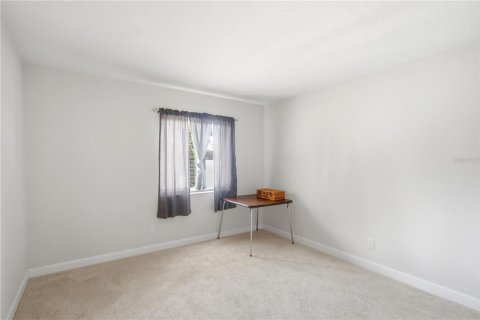 Condo in Palm Coast, Florida, 2 bedrooms № 2218867 - photo 14