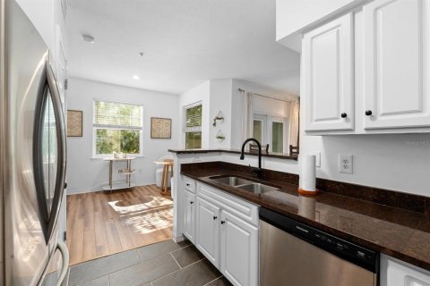 Copropriété à louer à Tampa, Floride: 1 chambre, 96.99 m2 № 2167152 - photo 9