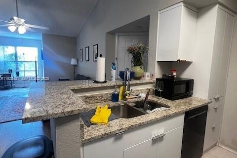 Снять в аренду кондоминиум в Дейви, Флорида 1 спальня, 74.79м2, № 1987732 - фото 9