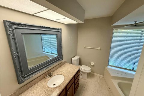 House in Port Charlotte, Florida 3 bedrooms, 150.41 sq.m. № 2394263 - photo 17