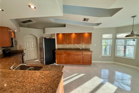House in Port Charlotte, Florida 3 bedrooms, 150.41 sq.m. № 2394263 - photo 10