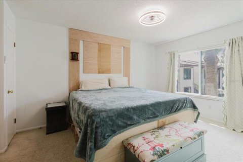 Condo in Tarpon Springs, Florida, 2 bedrooms  № 1630737 - photo 30