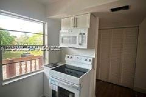 Apartment in Boca Raton, Florida 2 bedrooms, 89.28 sq.m. № 2086603 - photo 2