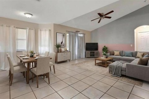 House in Kissimmee, Florida 4 bedrooms, 183.85 sq.m. № 2236525 - photo 26
