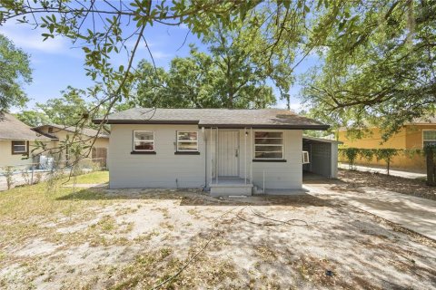House in Tampa, Florida 2 bedrooms, 62.43 sq.m. № 2201806
