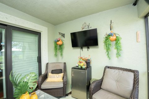 Casa en venta en Port St. Lucie, Florida, 2 dormitorios, 134.8 m2 № 2078288 - foto 9
