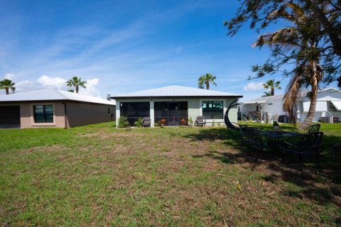 Casa en venta en Port St. Lucie, Florida, 2 dormitorios, 134.8 m2 № 2078288 - foto 7