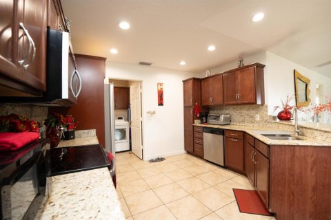 Casa en venta en Port St. Lucie, Florida, 2 dormitorios, 134.8 m2 № 2078288 - foto 14