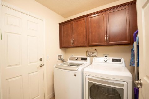 Casa en venta en Port St. Lucie, Florida, 2 dormitorios, 134.8 m2 № 2078288 - foto 26