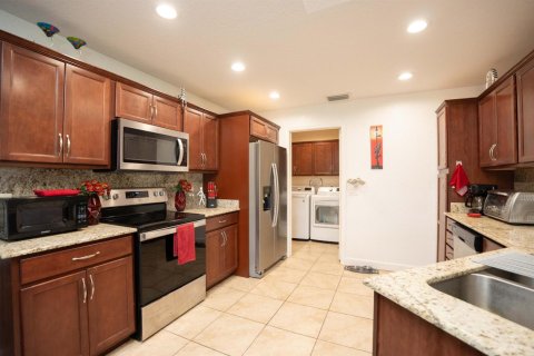 Casa en venta en Port St. Lucie, Florida, 2 dormitorios, 134.8 m2 № 2078288 - foto 13
