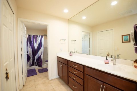 Casa en venta en Port St. Lucie, Florida, 2 dormitorios, 134.8 m2 № 2078288 - foto 24