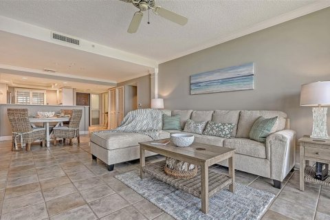 Condo in Longboat Key, Florida, 2 bedrooms  № 1797830 - photo 17
