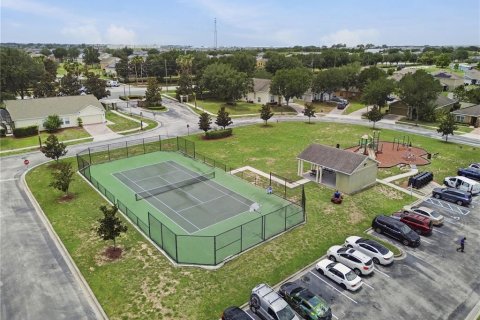 Villa ou maison à vendre à Davenport, Floride: 5 chambres, 311.97 m2 № 2149400 - photo 4