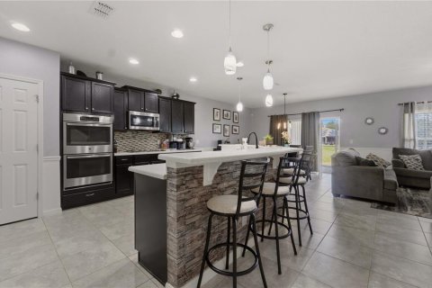 Villa ou maison à vendre à Davenport, Floride: 5 chambres, 311.97 m2 № 2149400 - photo 5