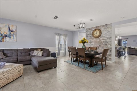 Villa ou maison à vendre à Davenport, Floride: 5 chambres, 311.97 m2 № 2149400 - photo 9
