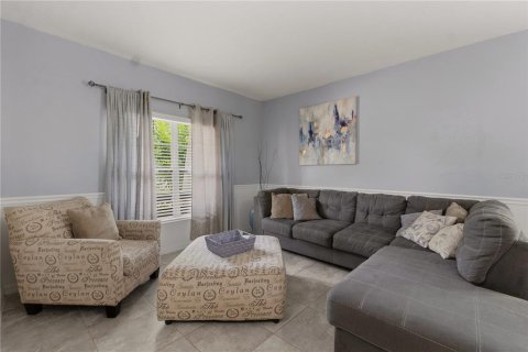 Villa ou maison à vendre à Davenport, Floride: 5 chambres, 311.97 m2 № 2149400 - photo 12