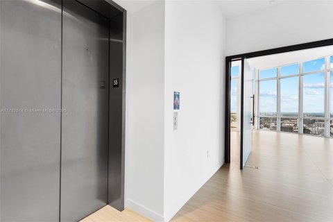 Купить кондоминиум в Майами, Флорида 4 спальни, 406.45м2, № 2035462 - фото 8