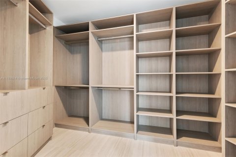 Купить кондоминиум в Майами, Флорида 4 спальни, 406.45м2, № 2035462 - фото 6