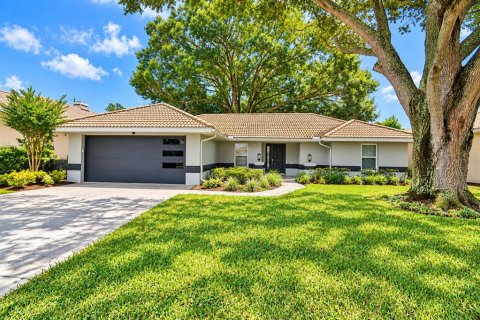 Villa ou maison à Auburndale, Floride 3 chambres, 132.57 m2 № 2408378