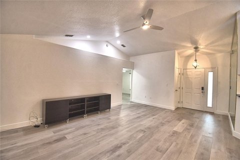 Villa ou maison à vendre à Auburndale, Floride: 3 chambres, 132.57 m2 № 2408378 - photo 7