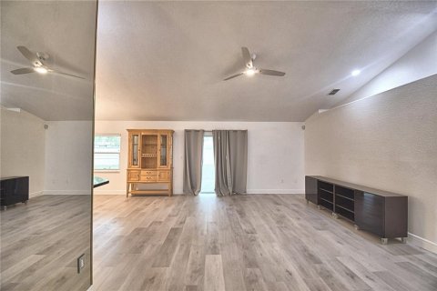 Villa ou maison à vendre à Auburndale, Floride: 3 chambres, 132.57 m2 № 2408378 - photo 3