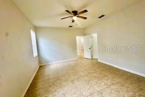 House in Orlando, Florida 4 bedrooms, 225.94 sq.m. № 2239156 - photo 16
