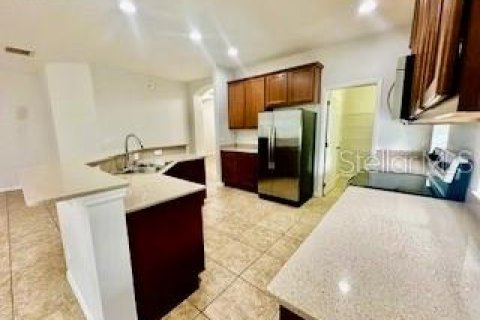 House in Orlando, Florida 4 bedrooms, 225.94 sq.m. № 2239156 - photo 8