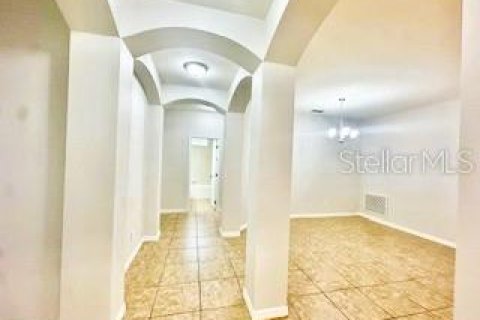 House in Orlando, Florida 4 bedrooms, 225.94 sq.m. № 2239156 - photo 12