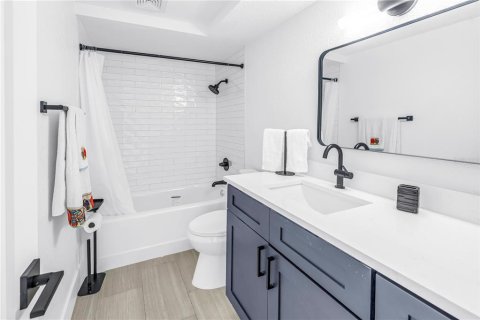 Condominio en venta en Treasure Island, Florida, 2 dormitorios, 70.61 m2 № 2100666 - foto 29