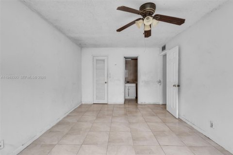 Copropriété à vendre à Lauderhill, Floride: 2 chambres, 91.04 m2 № 2005383 - photo 11