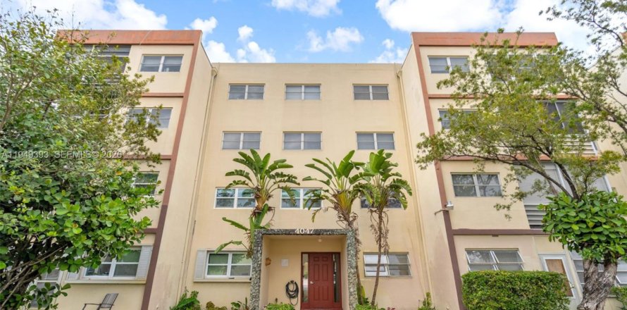 Condo à Lauderhill, Floride, 2 chambres № 2005383